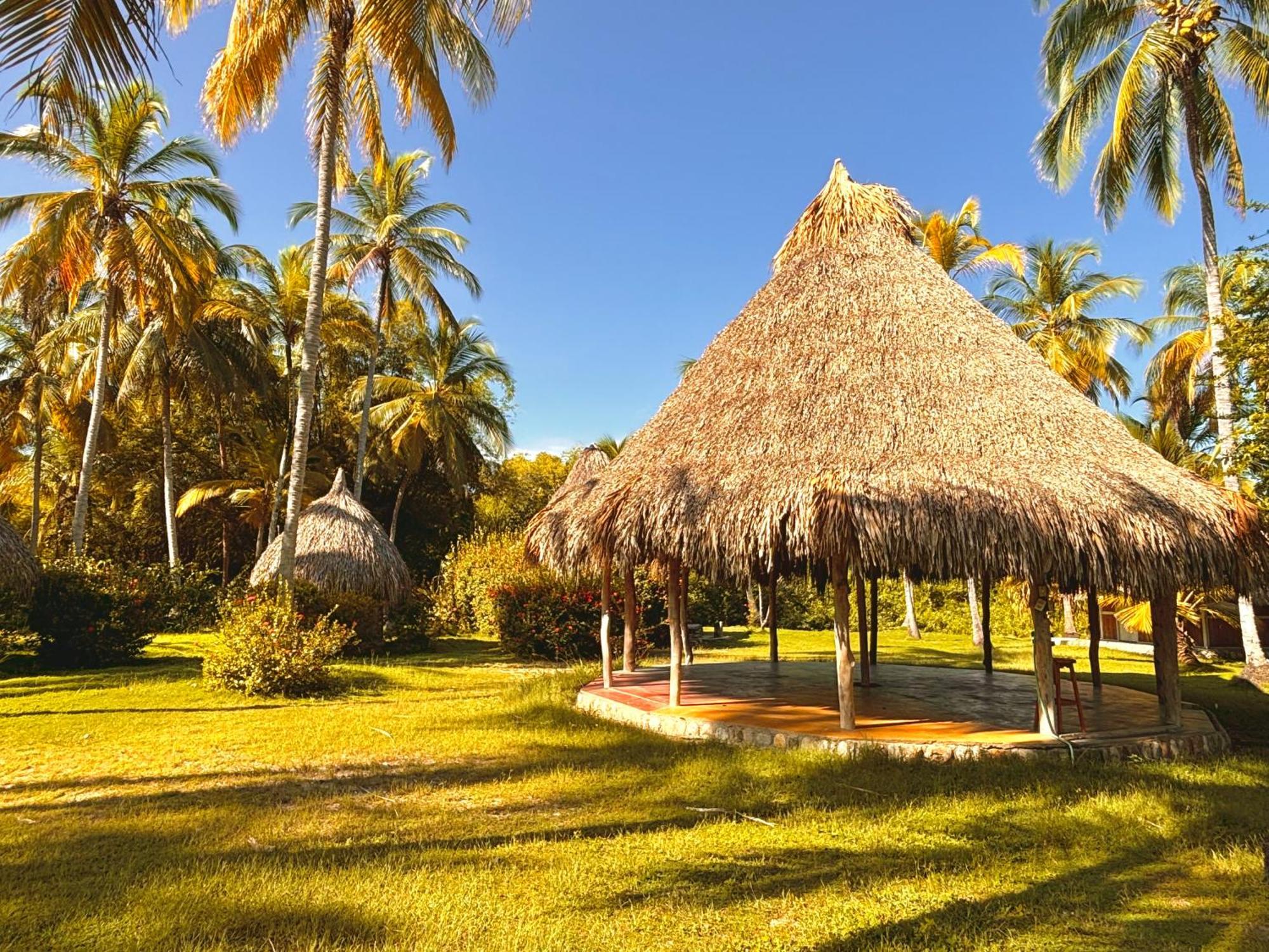 Hotel Playa Bonita Tayrona Буритака Екстериор снимка